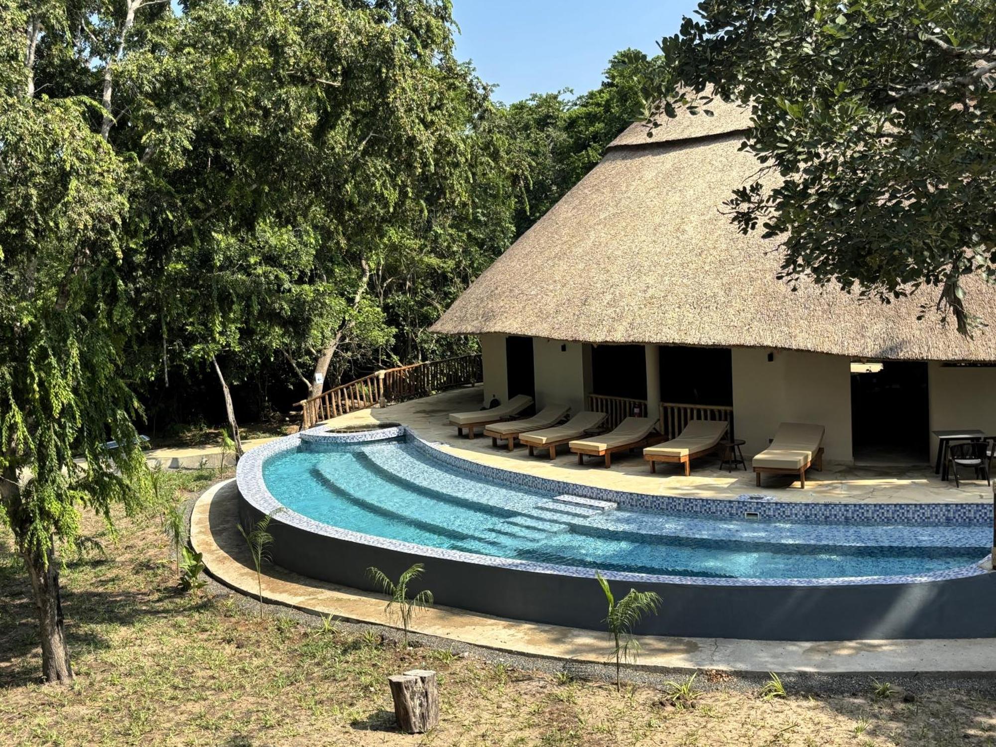 Africa Safari Nyerere Villa Kwangwazi Exterior photo